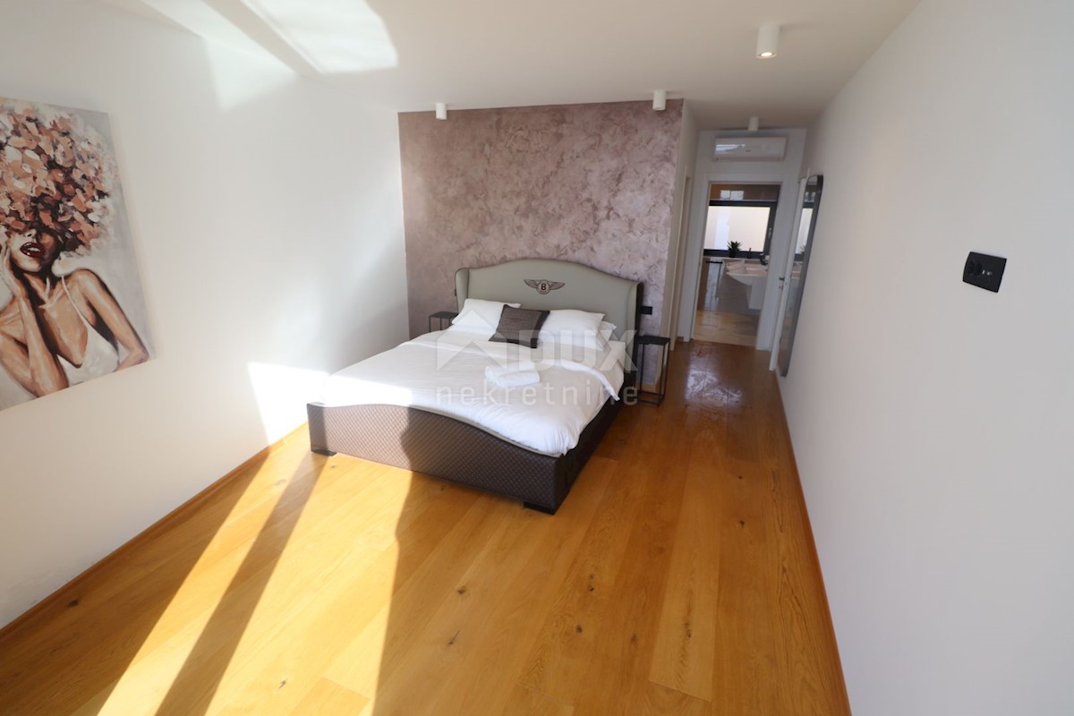 Haus Zu verkaufen - PRIMORSKO-GORANSKA CRIKVENICA