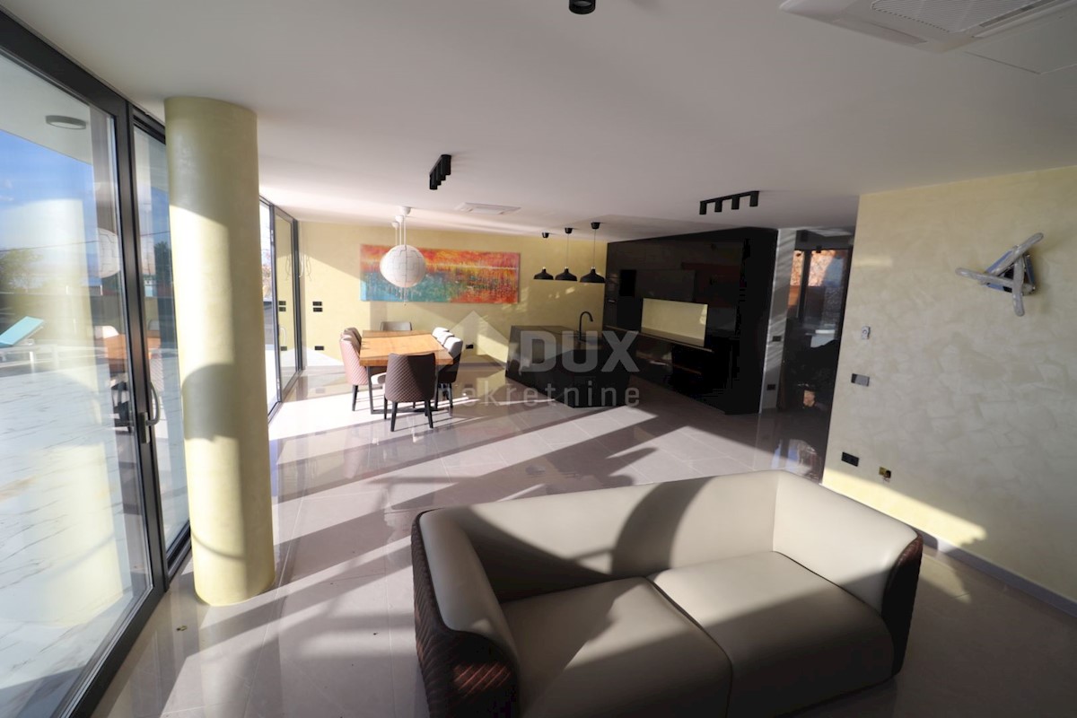 Haus Zu verkaufen - PRIMORSKO-GORANSKA CRIKVENICA