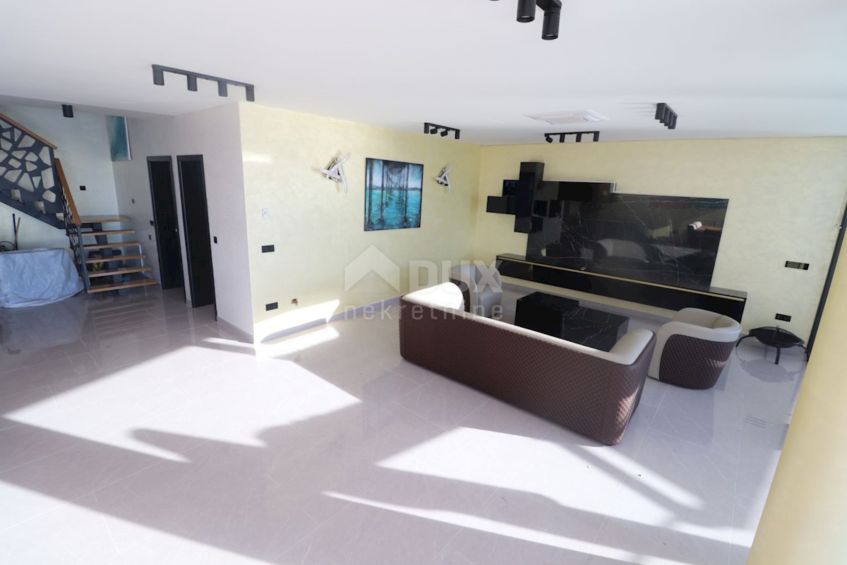 Haus Zu verkaufen - PRIMORSKO-GORANSKA CRIKVENICA