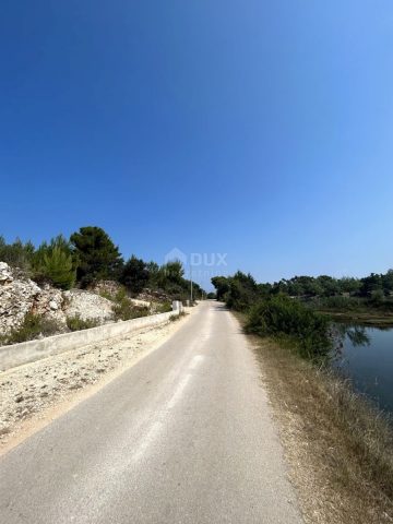 Pozemek na prodej 1389 m² – Zaton