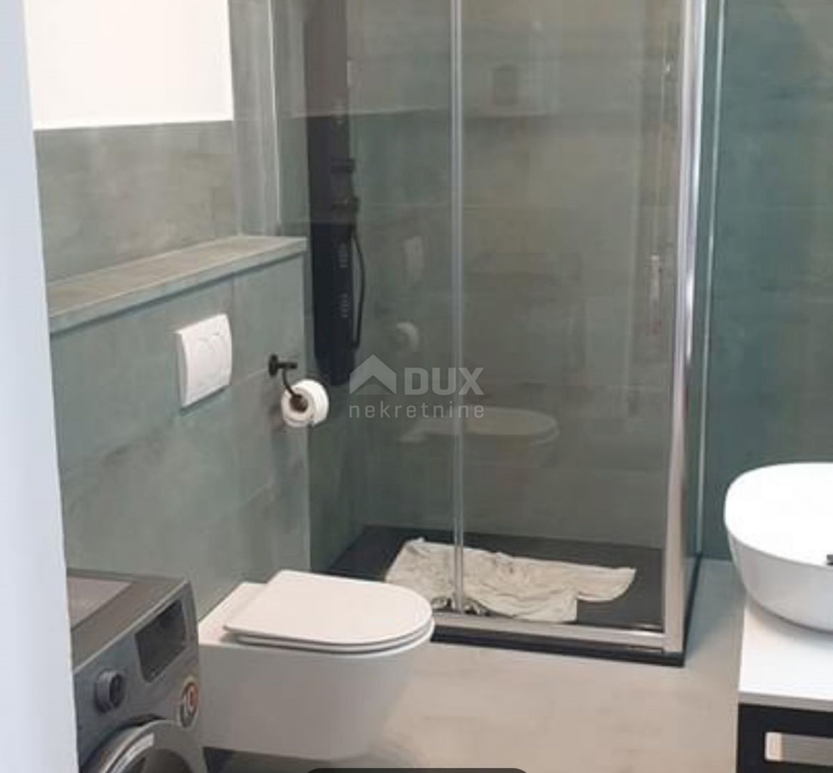 Flat For sale - PRIMORSKO-GORANSKA KRALJEVICA