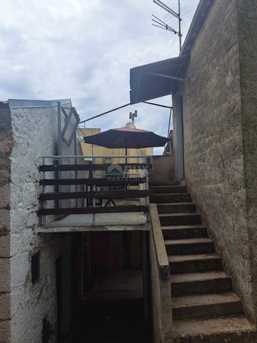 Casa In vendita - ŠIBENSKO-KNINSKA ŠIBENIK