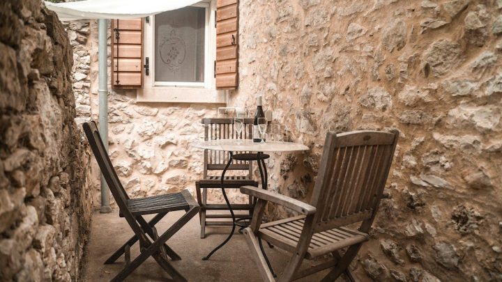 Hiša Naprodaj - Primorsko-goranska Mali Lošinj - foto 2/8