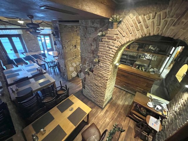 Business premises for sale 84 m² – Crikvenica