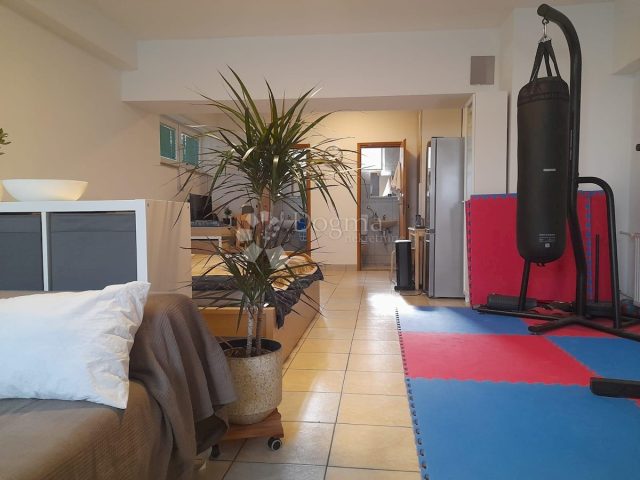 Maison à vendre 624 m² – Popovec