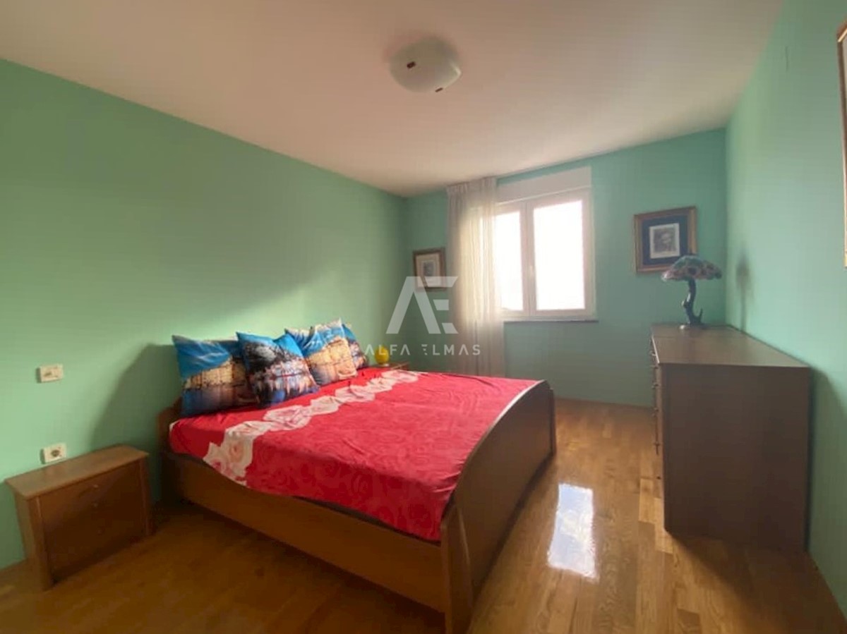 Flat For sale - PRIMORSKO-GORANSKA KASTAV