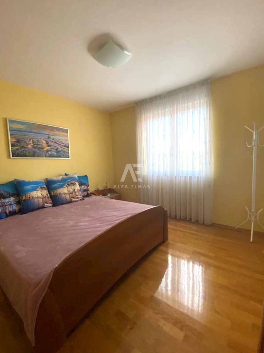 Flat For sale - PRIMORSKO-GORANSKA KASTAV
