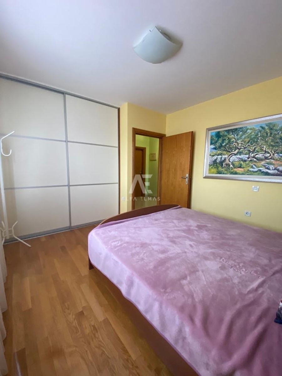 Flat For sale - PRIMORSKO-GORANSKA KASTAV