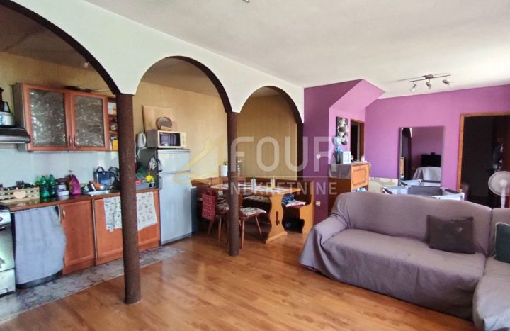 Haus zu verkaufen 220 m² – Srdoči