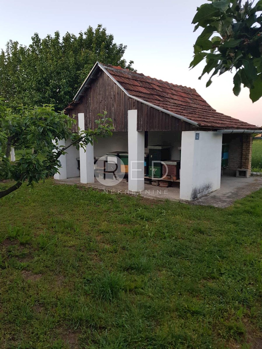 Dom Na sprzedaż - OSJEČKO-BARANJSKA ERDUT