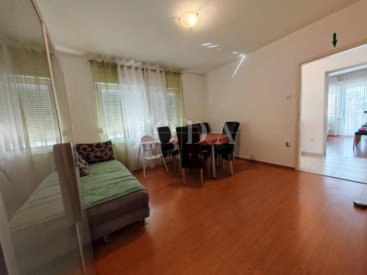 Apartma Na predaj - PRIMORSKO-GORANSKA CRIKVENICA