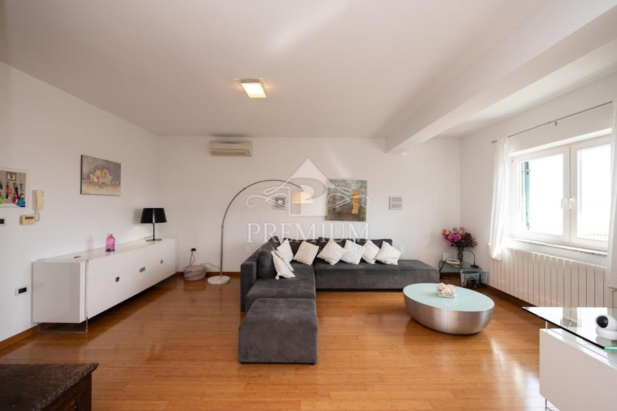 Appartement À vendre - PRIMORSKO-GORANSKA OPATIJA