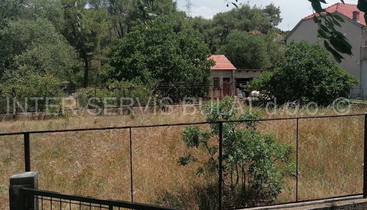 Land For sale - ŠIBENSKO-KNINSKA ŠIBENIK