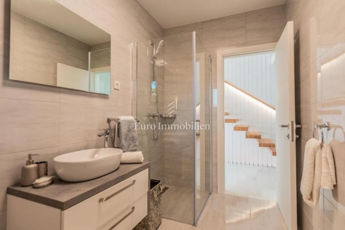 House For sale - PRIMORSKO-GORANSKA Opatija