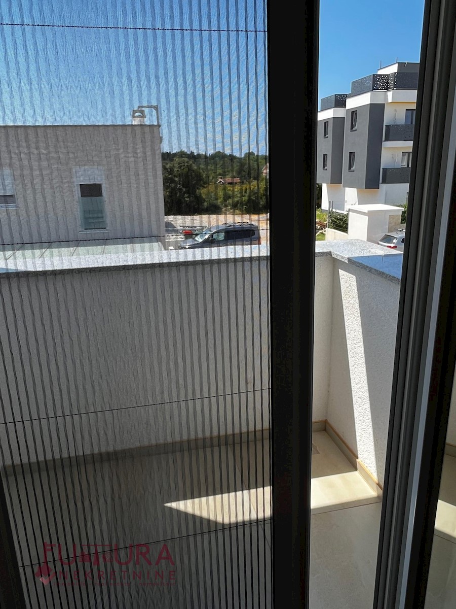 Flat For sale - ZADARSKA UGLJAN