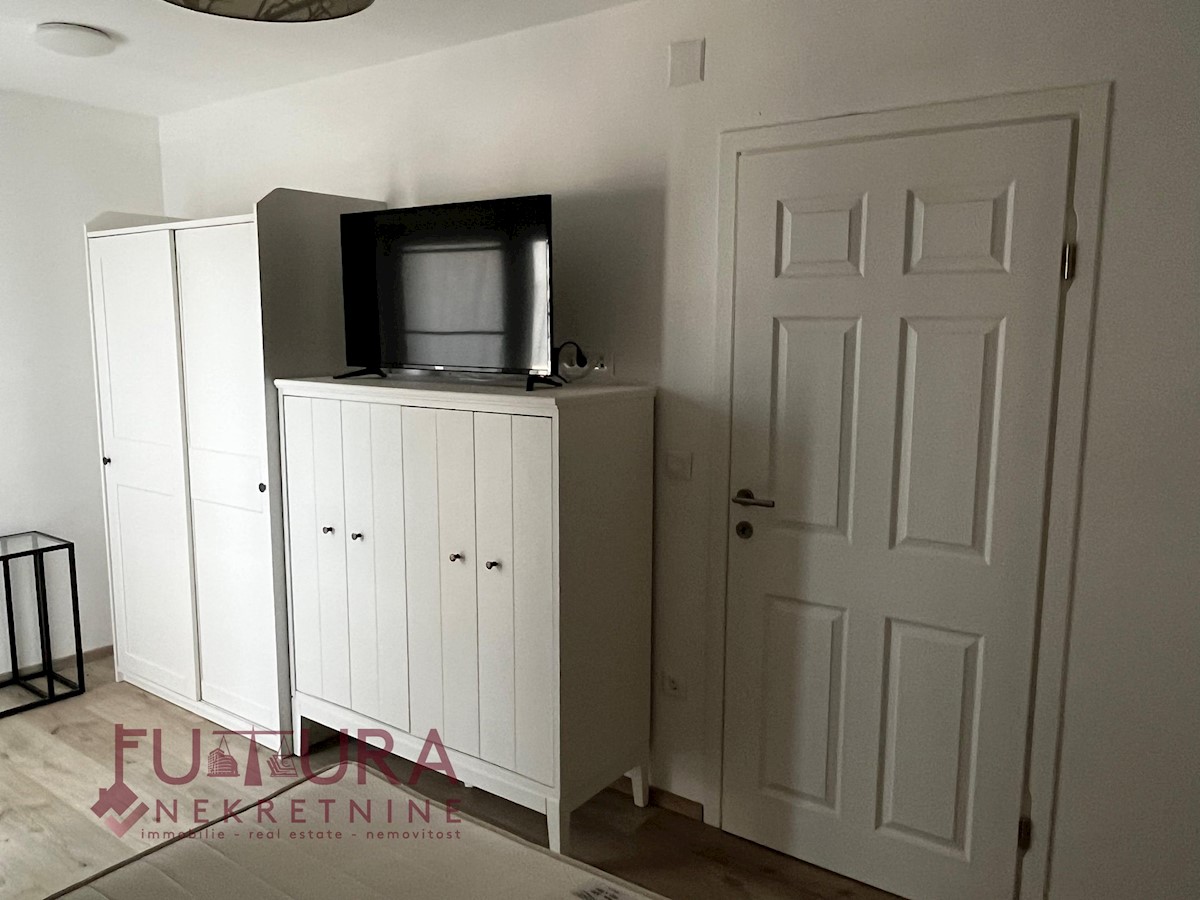 Flat For sale - ZADARSKA UGLJAN