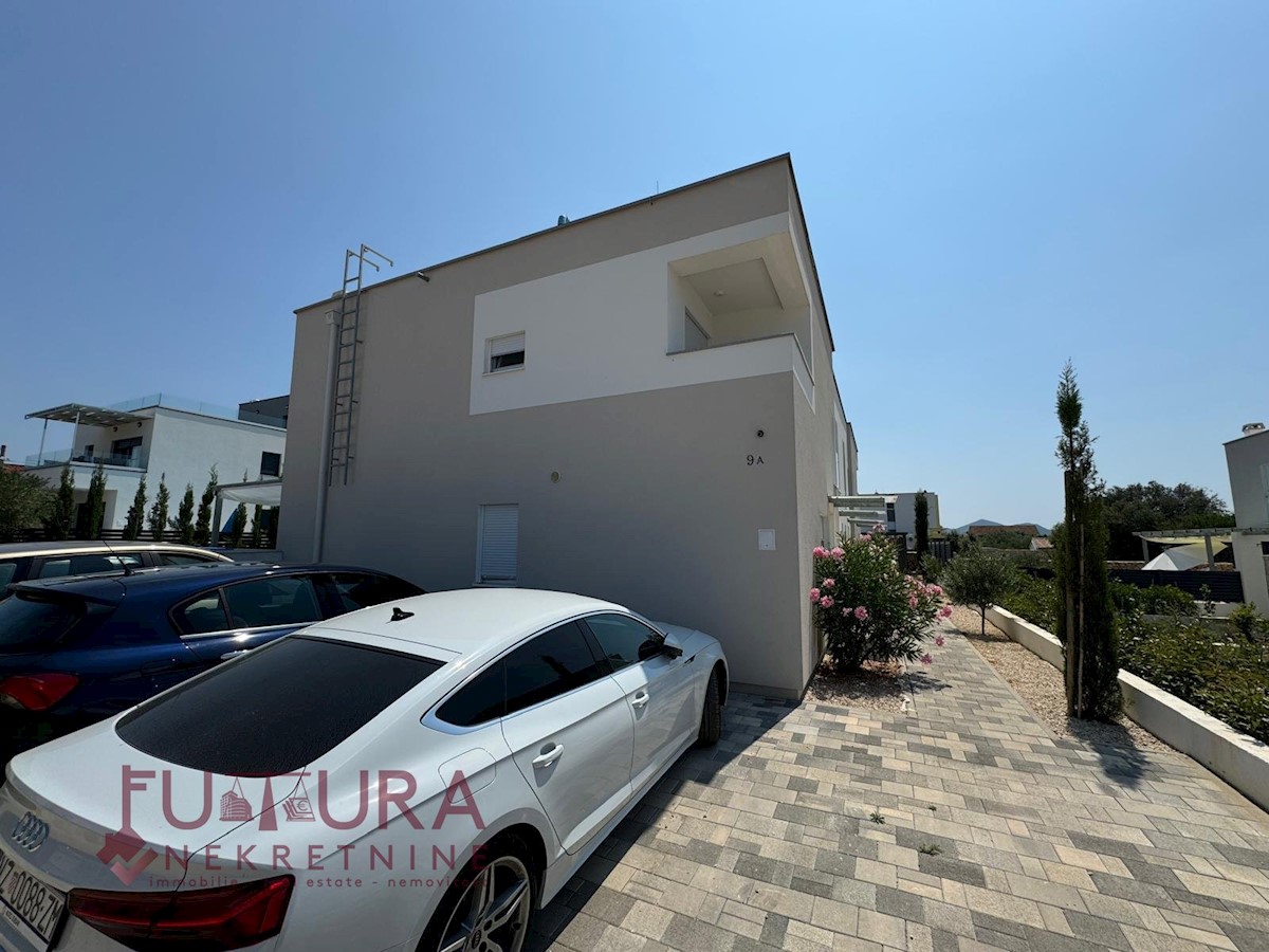 Flat For sale - ZADARSKA UGLJAN