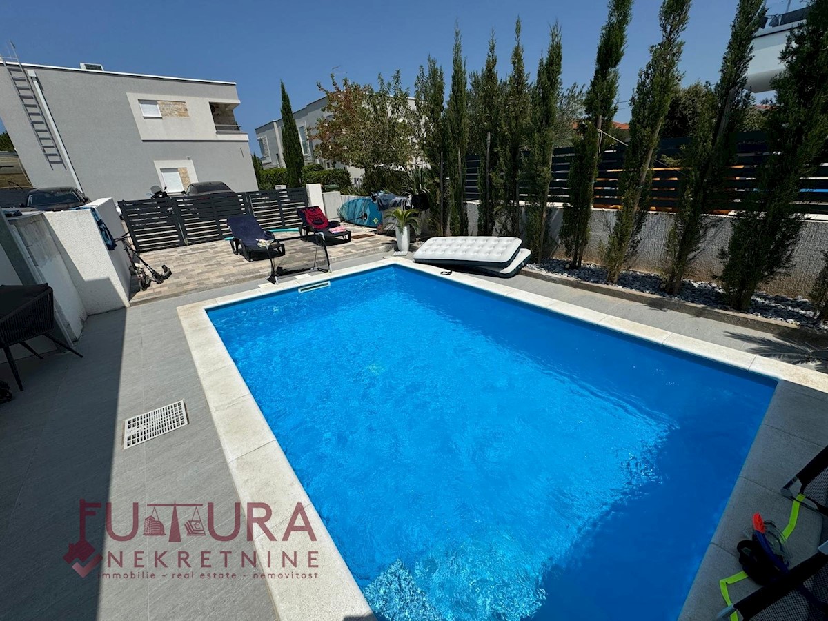 Flat For sale - ZADARSKA UGLJAN