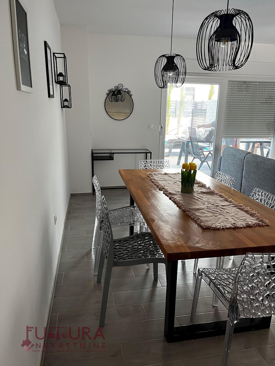 Flat For sale - ZADARSKA UGLJAN