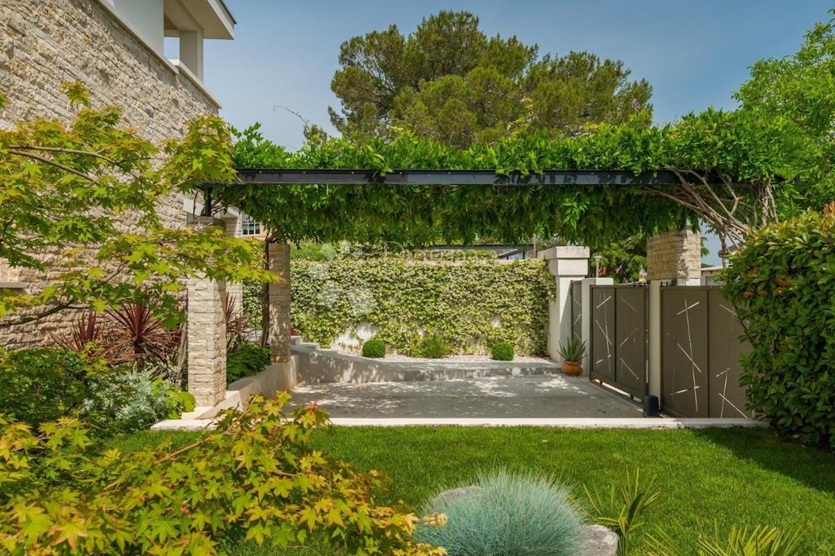 Haus Zu verkaufen - ISTARSKA ROVINJ