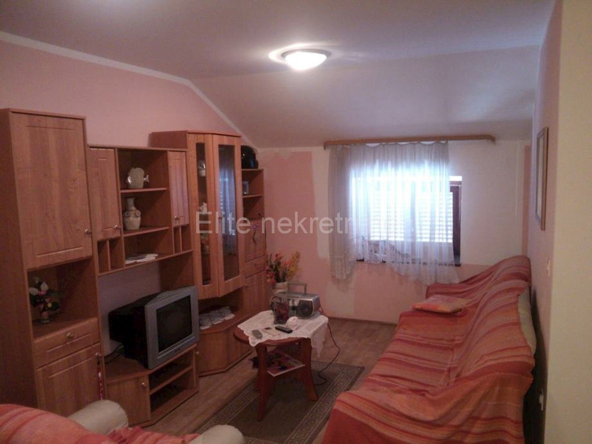 Apartma Na predaj - PRIMORSKO-GORANSKA CRIKVENICA