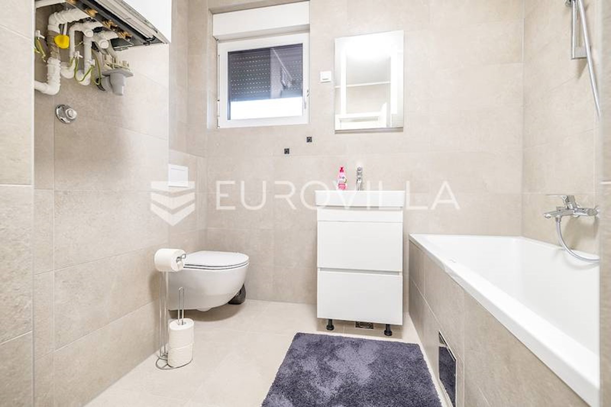 Appartement À louer - GRAD ZAGREB ZAGREB