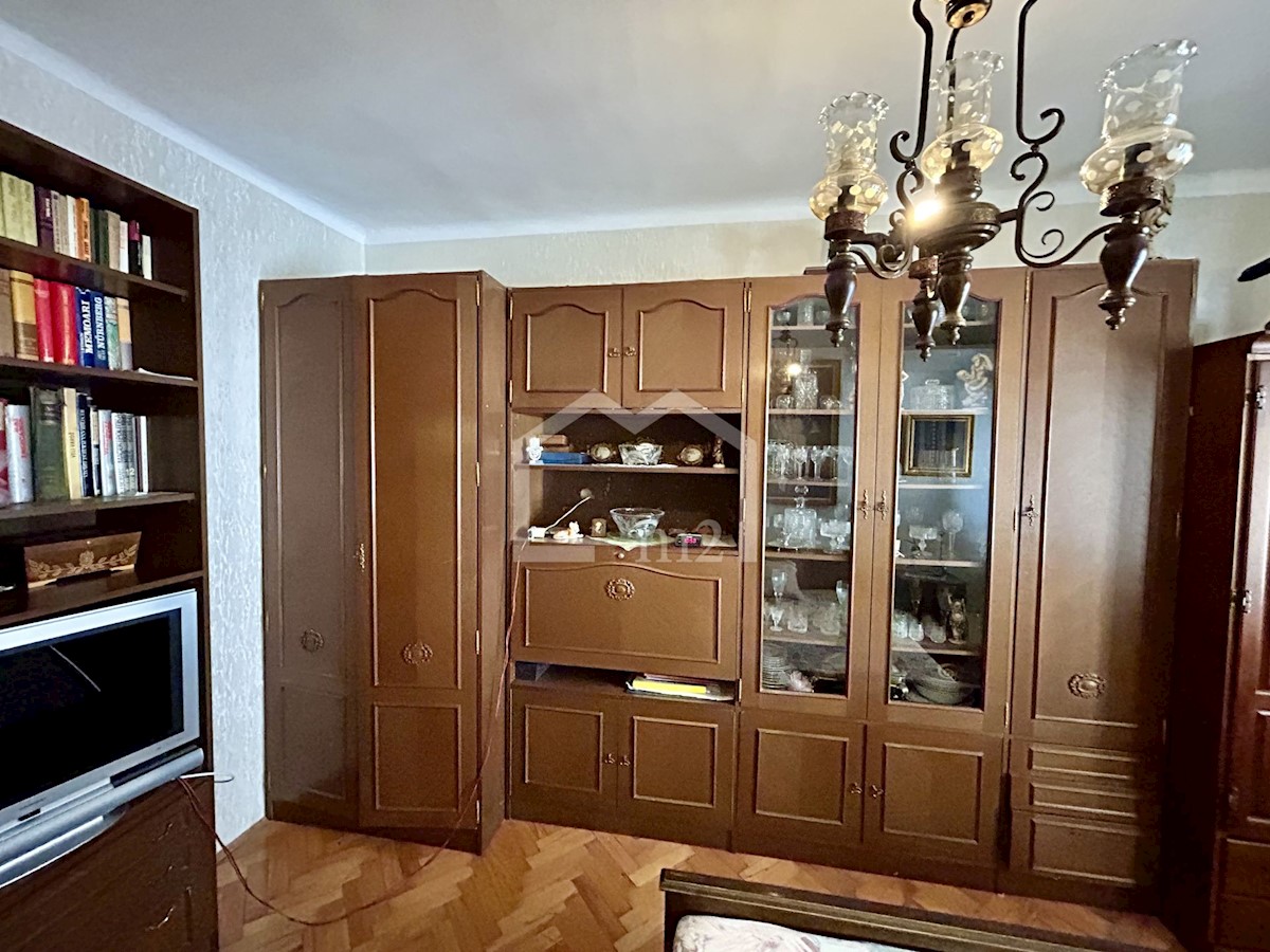 Apartment Zu verkaufen - SPLITSKO-DALMATINSKA SPLIT