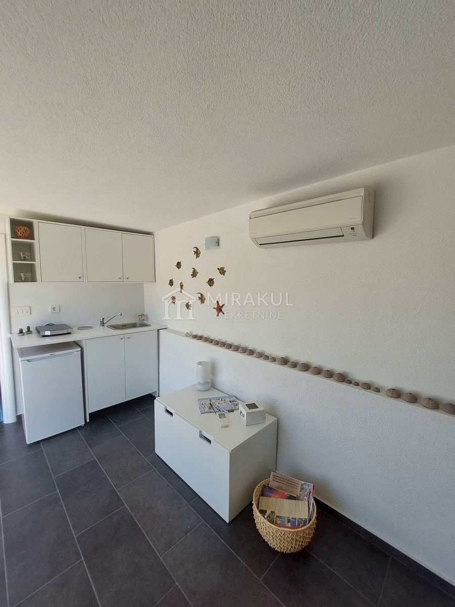 Apartma Na predaj - ŠIBENSKO-KNINSKA MURTER