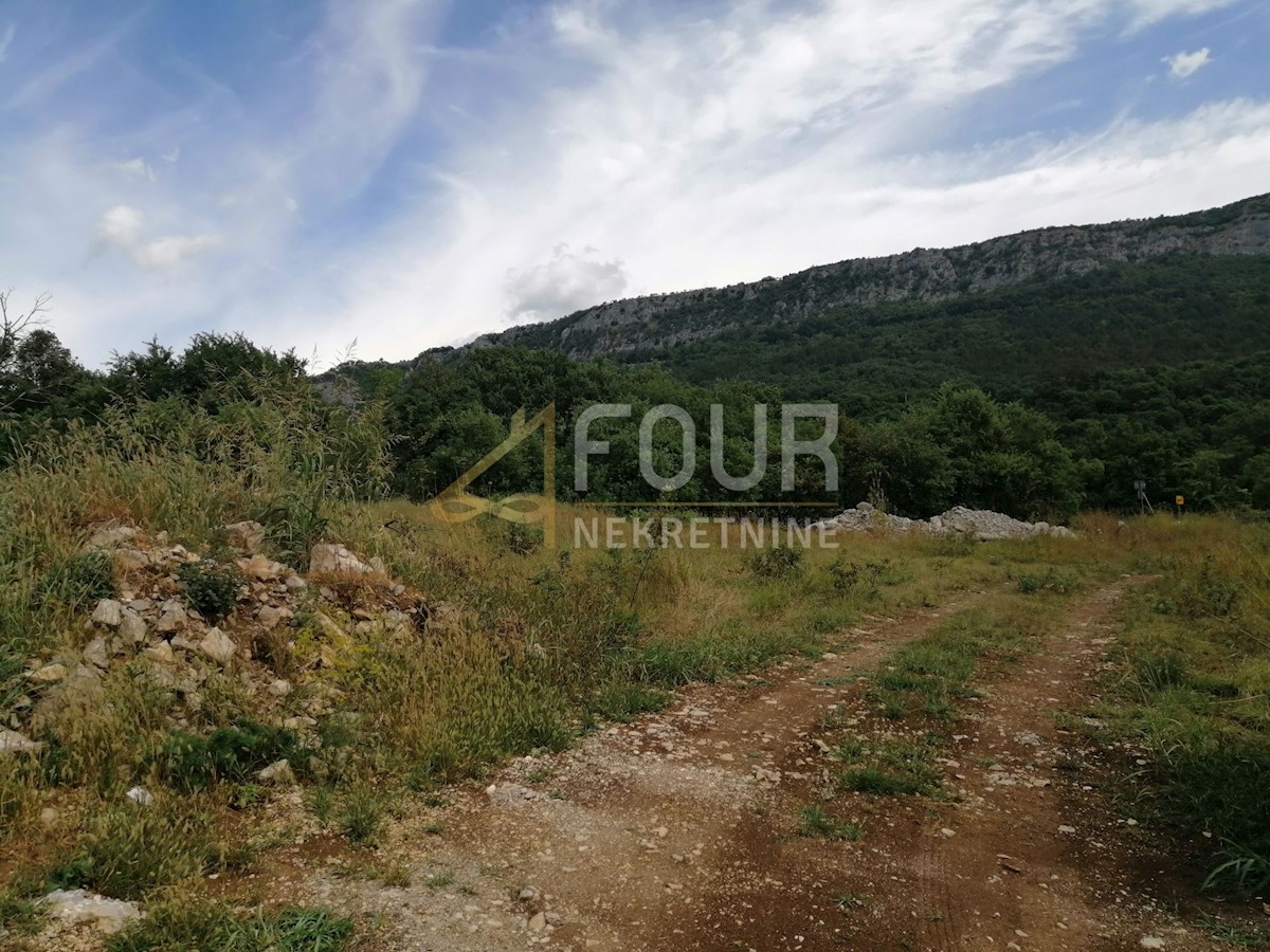 Land For sale - ISTARSKA BUZET