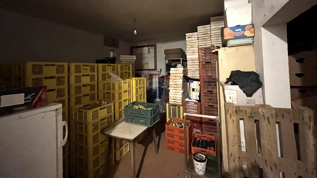 Hiša Na predaj - ISTARSKA UMAG