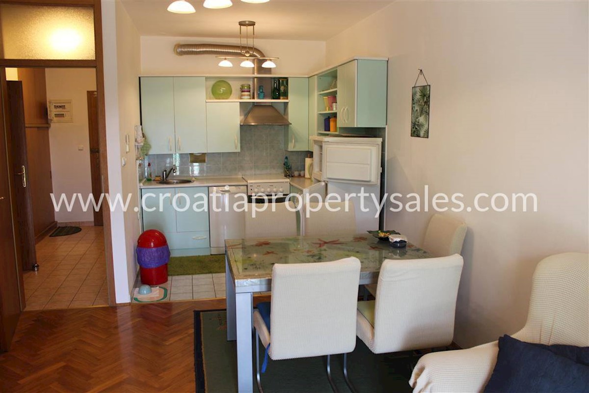 Flat For sale - SPLITSKO-DALMATINSKA OMIŠ