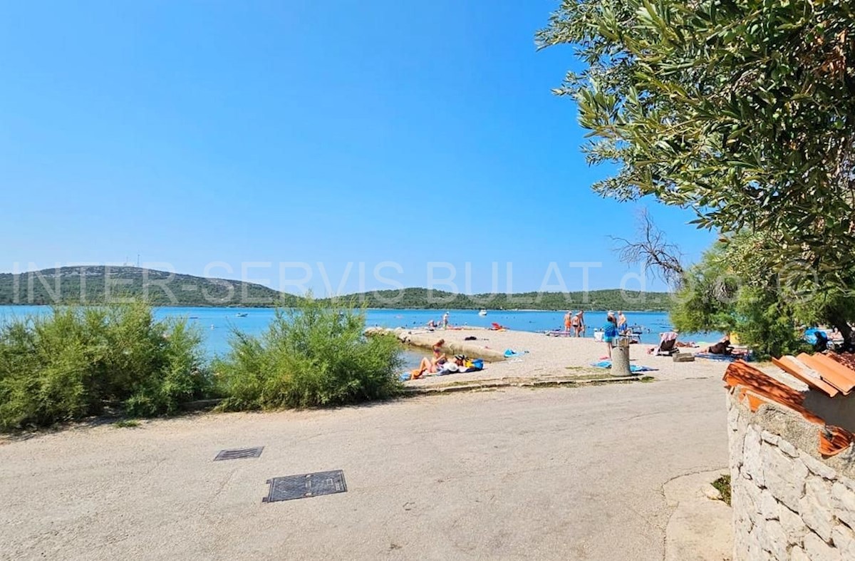 Apartma Na predaj - ŠIBENSKO-KNINSKA Pirovac