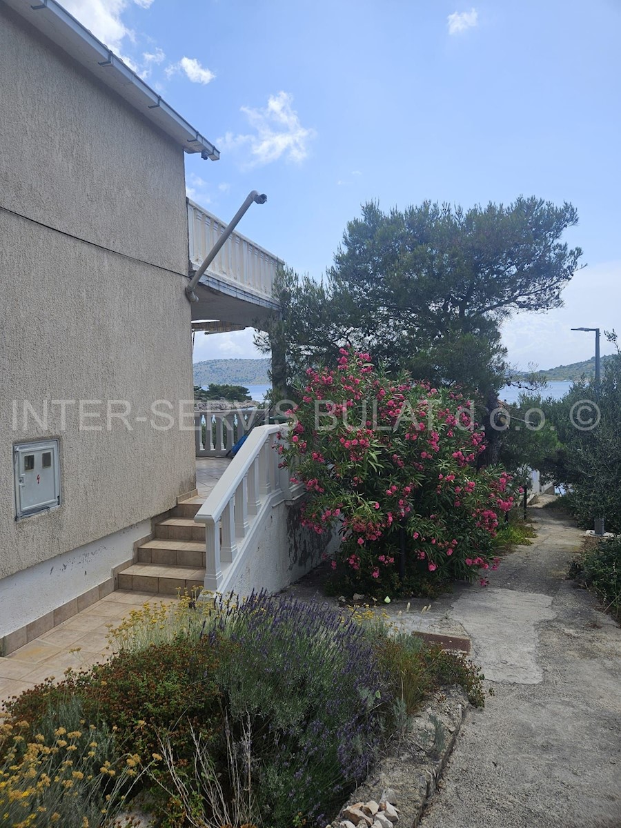 House For sale - ŠIBENSKO-KNINSKA ŠIBENIK