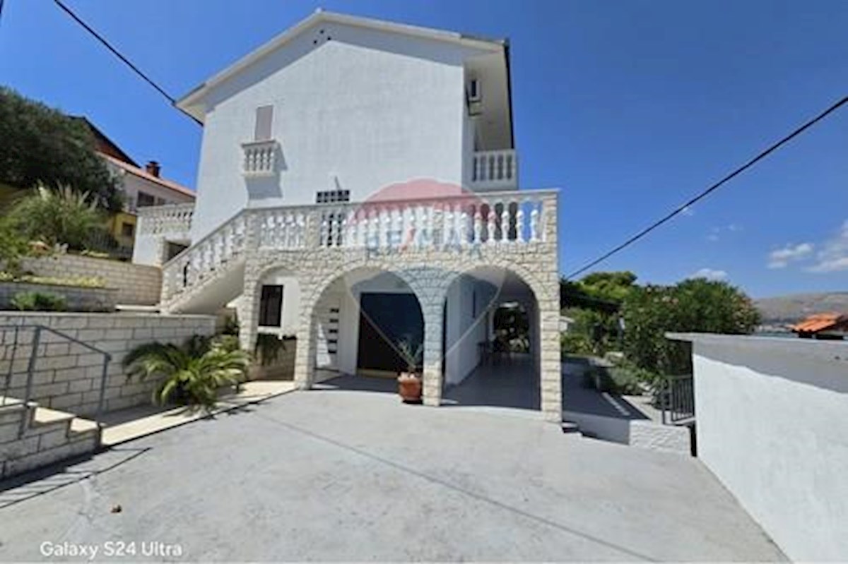 House For sale - SPLITSKO-DALMATINSKA TROGIR