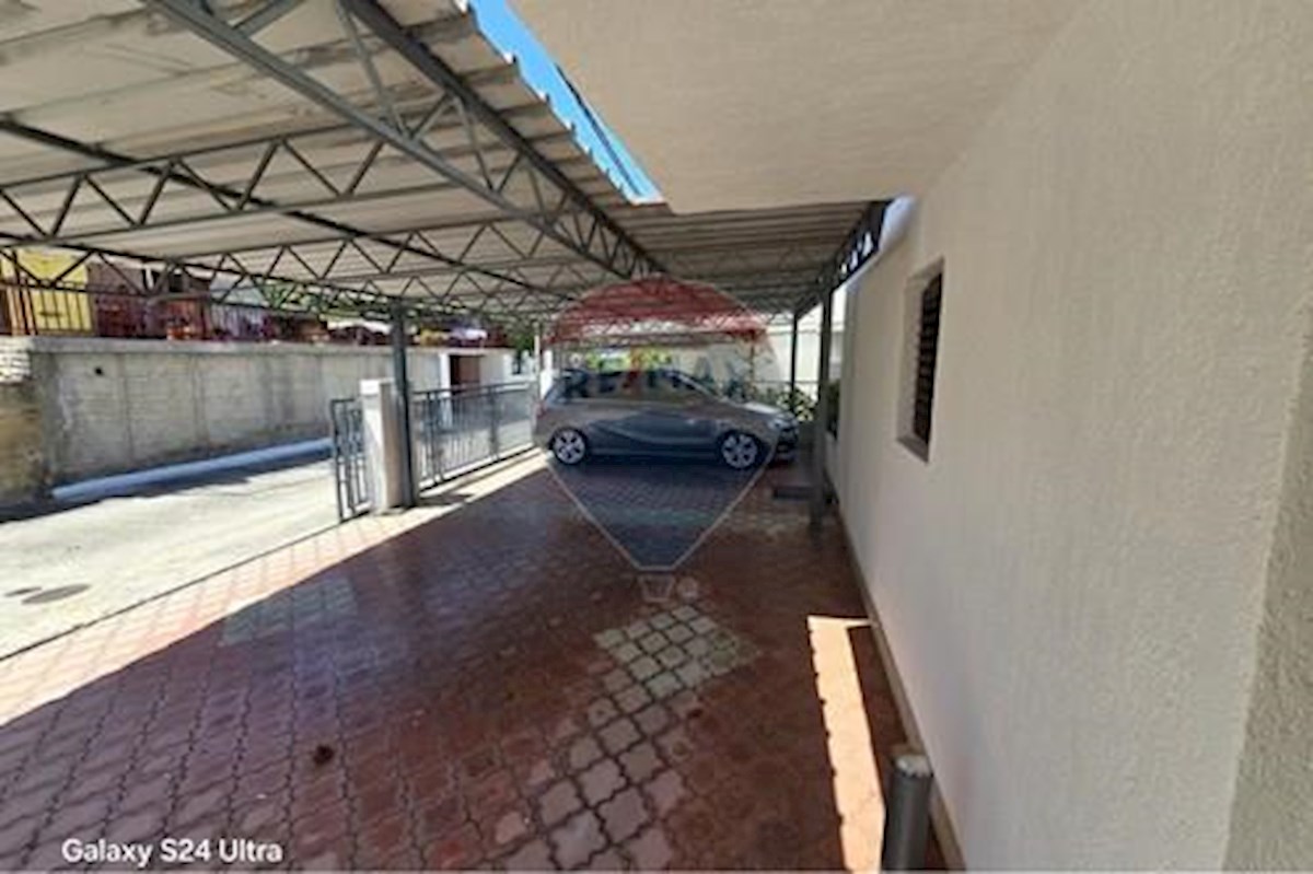 House For sale - SPLITSKO-DALMATINSKA TROGIR