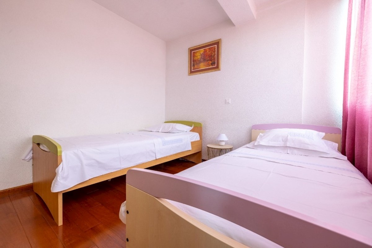 Apartma Na predaj - SPLITSKO-DALMATINSKA MAKARSKA