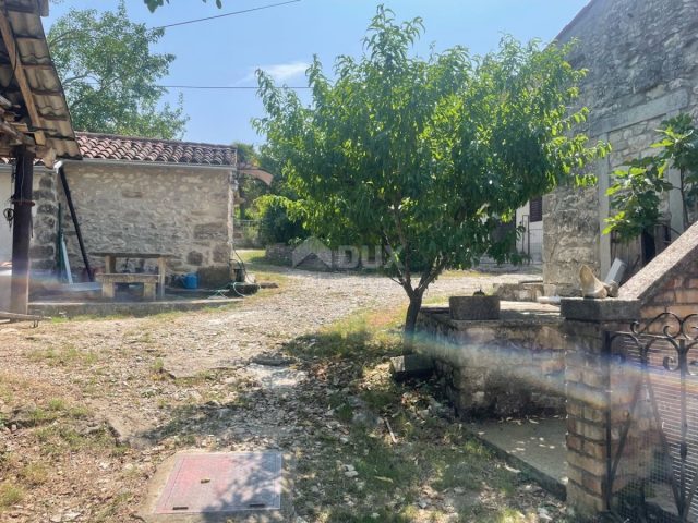 Zemljište Na prodaju - Istarska Pićan - foto 3/3
