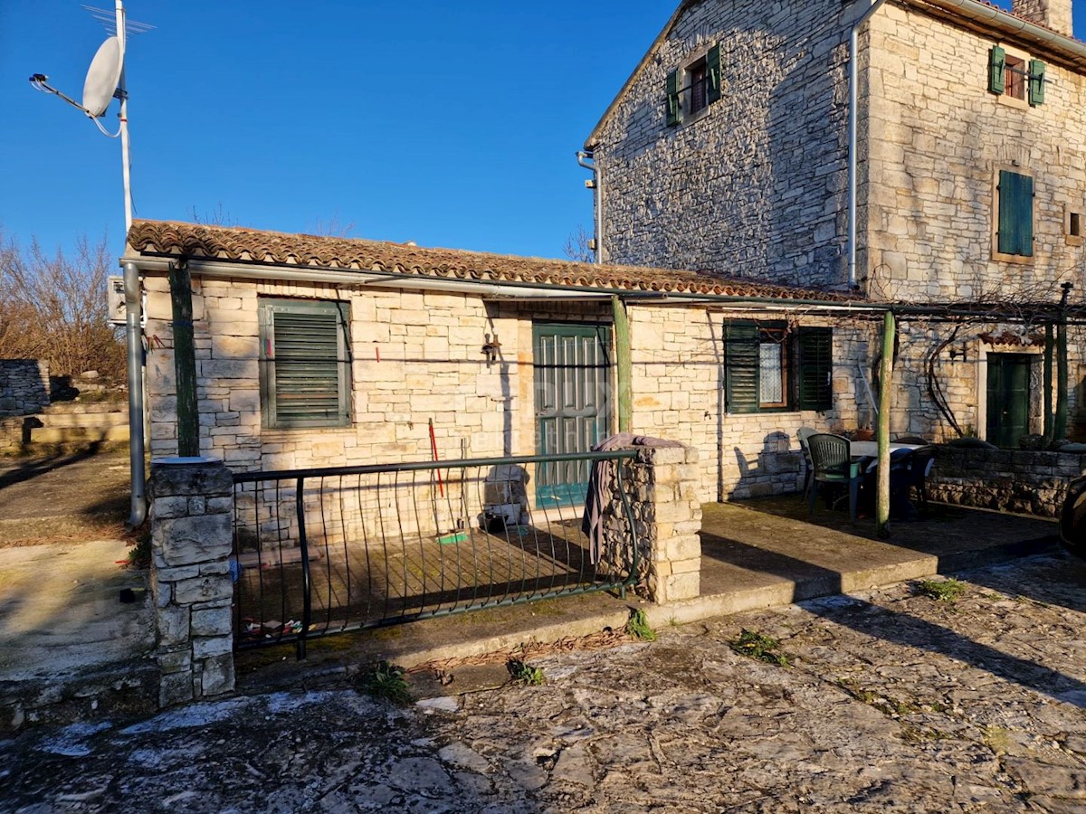 Haus Zu verkaufen - Istarska Svetvinčenat - foto 3/13