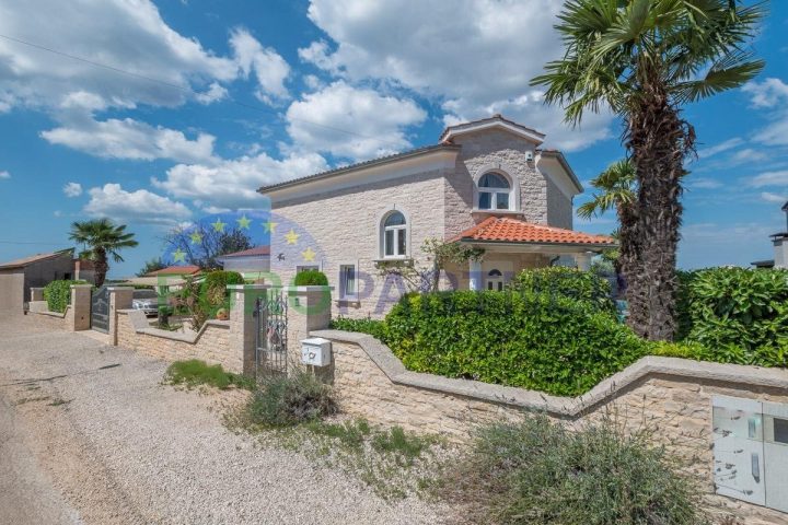 Casa In vendita - Istarska Poreč - foto 3/57