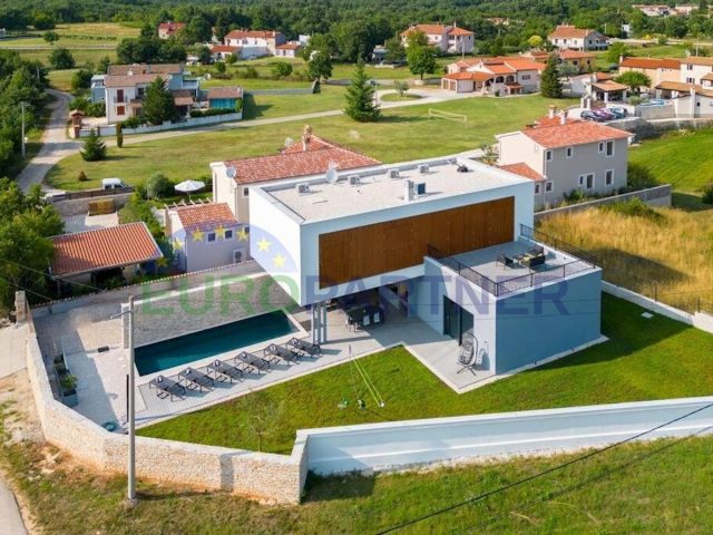 Hiša na predaj 252 m² – Svetvinčenat