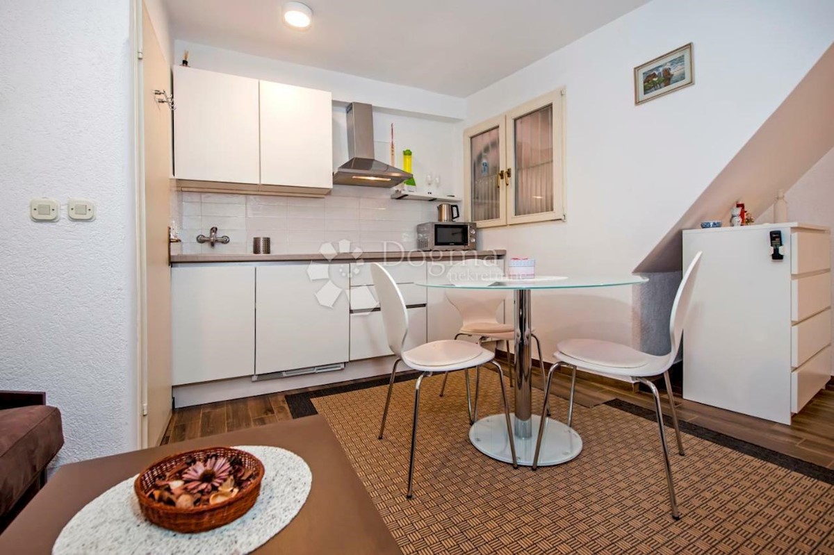 Apartma Na predaj - ISTARSKA ROVINJ