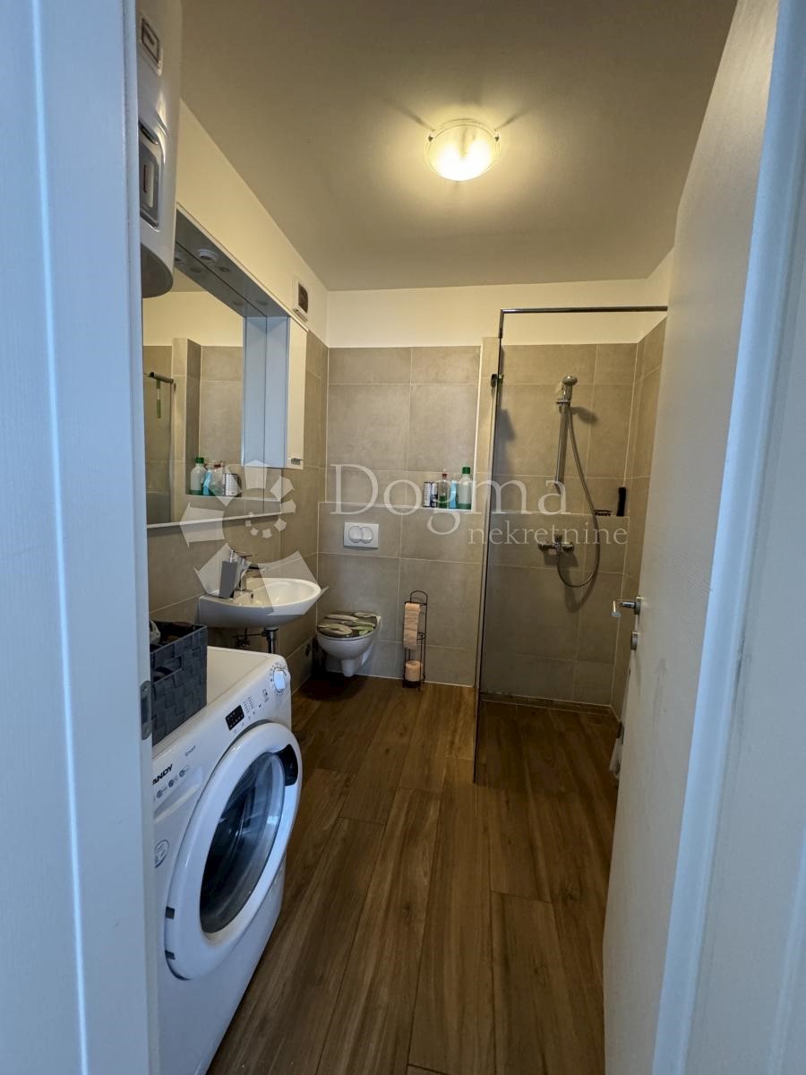 Apartment Zu verkaufen - PRIMORSKO-GORANSKA KASTAV