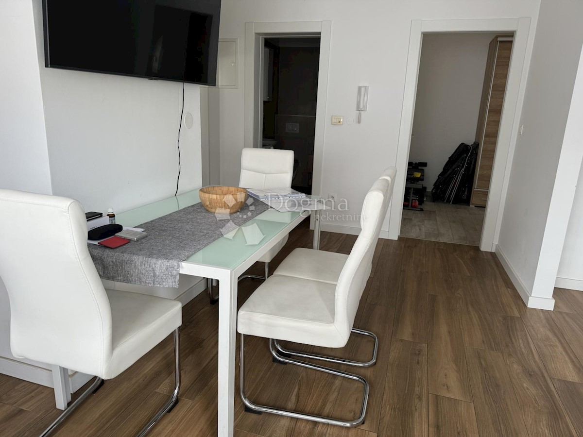 Apartment Zu verkaufen - PRIMORSKO-GORANSKA KASTAV