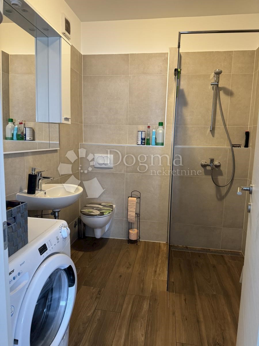 Apartment Zu verkaufen - PRIMORSKO-GORANSKA KASTAV