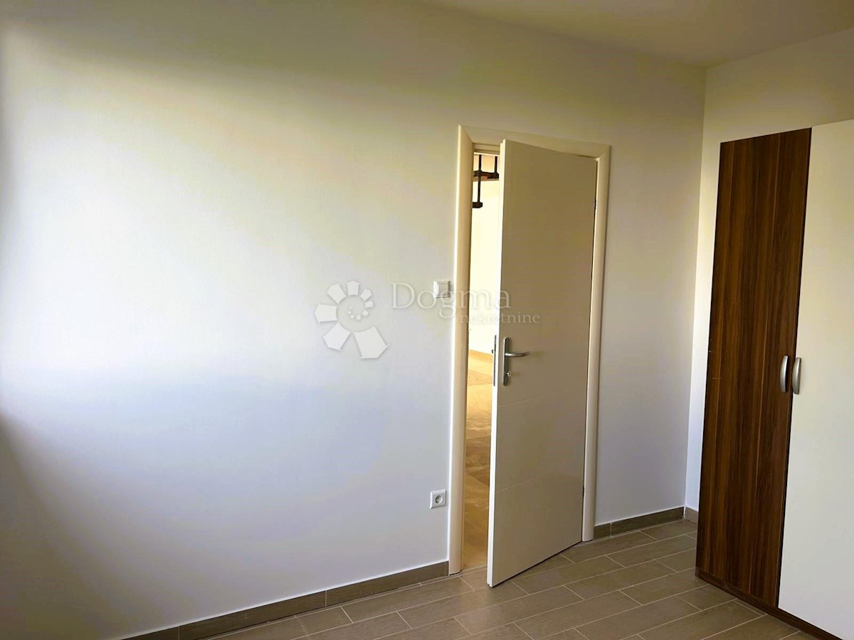 Apartment Zu verkaufen - PRIMORSKO-GORANSKA RAB