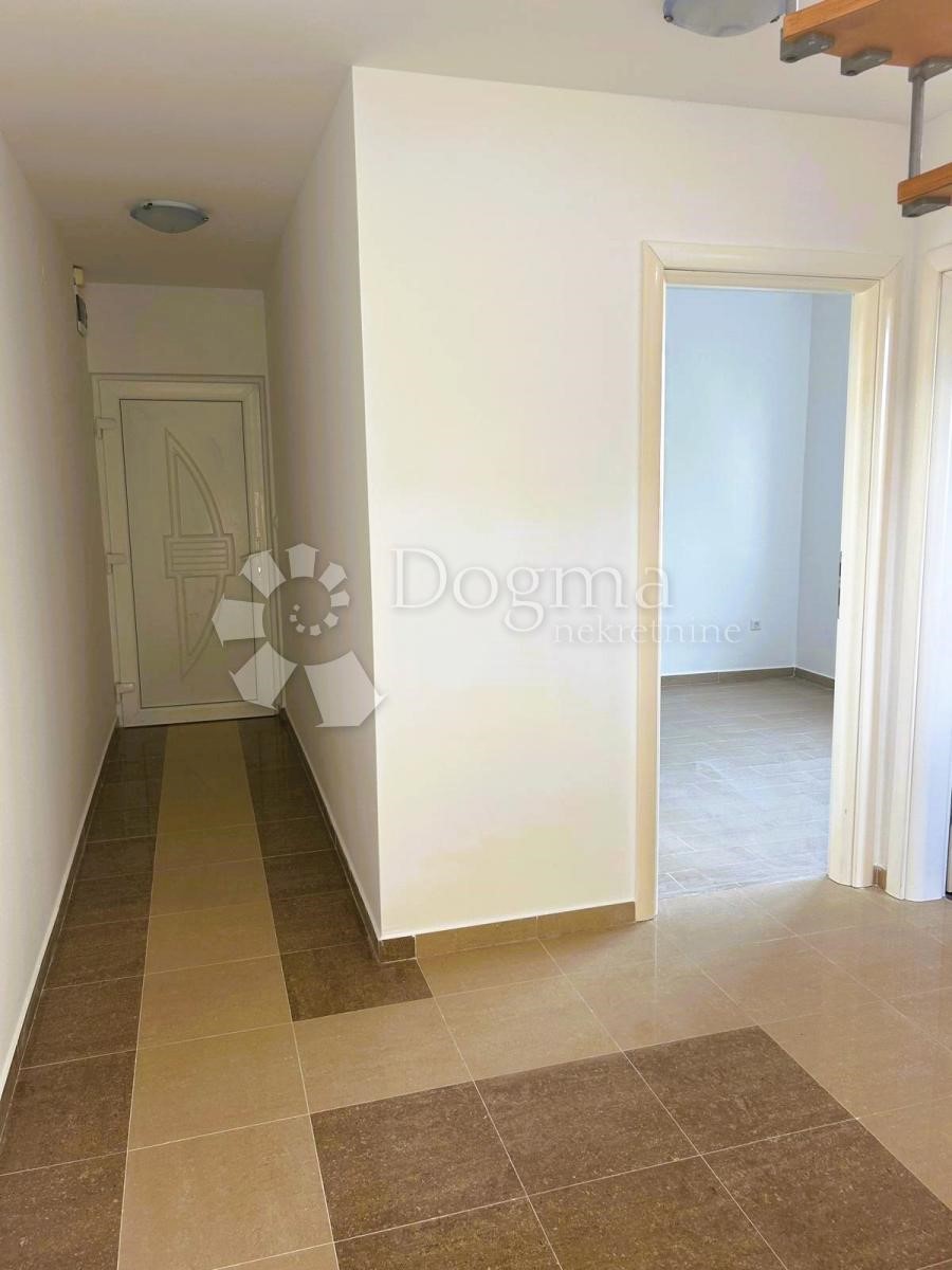 Apartment Zu verkaufen - PRIMORSKO-GORANSKA RAB