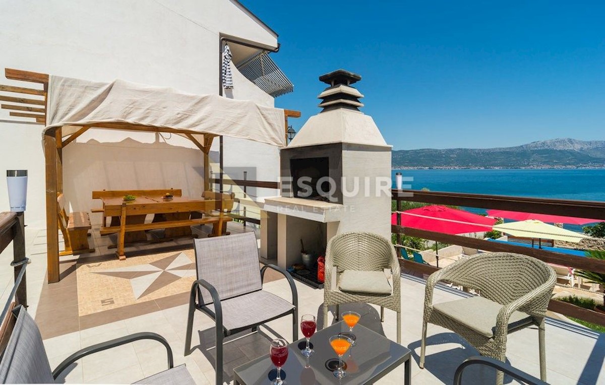 Maison À vendre - SPLITSKO-DALMATINSKA SPLIT