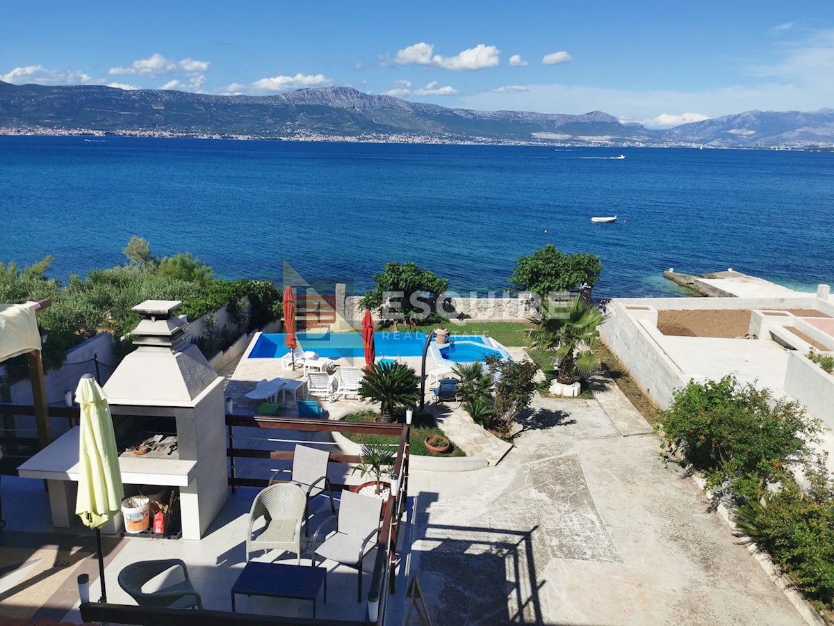 Maison À vendre - SPLITSKO-DALMATINSKA SPLIT