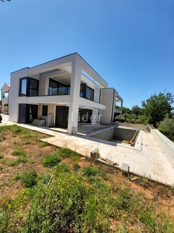 Dům na prodej 286 m² – Malinska