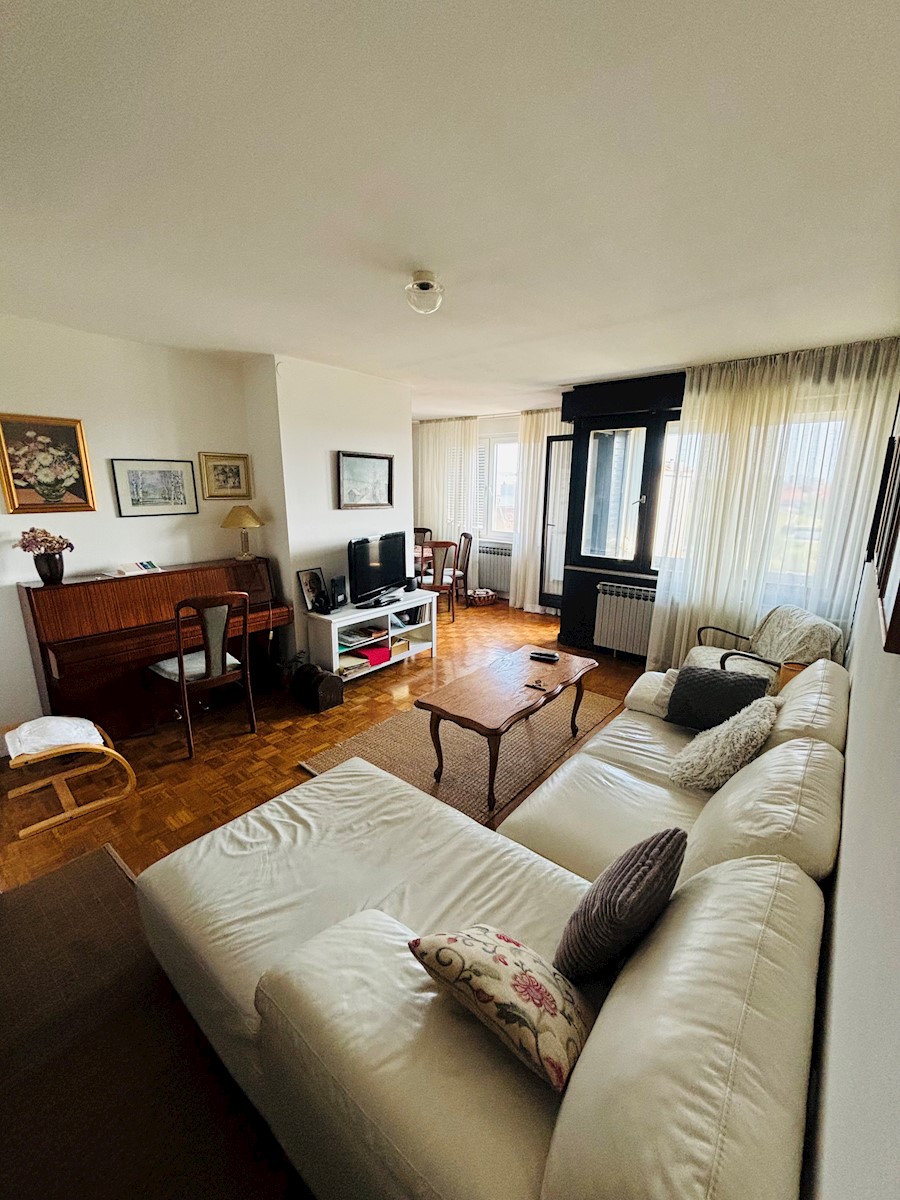 Appartement À vendre - ZAGREBAČKA VELIKA GORICA